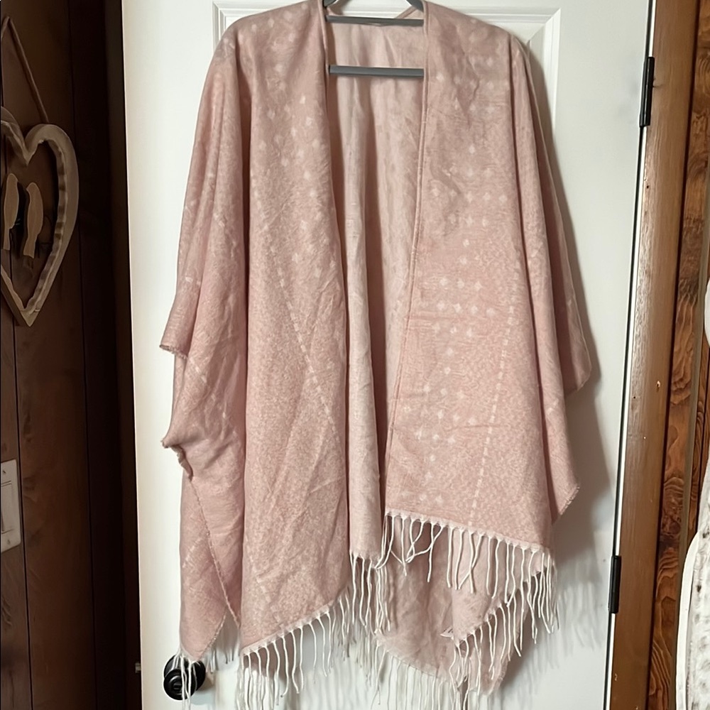 Gentle Fawn Blush Pink Shawl - Picture 1 of 3